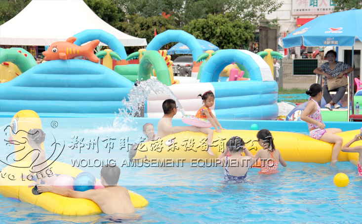 水狗中小型水上漂浮物夏季嬉水樂園水池搭配休閑設(shè)施