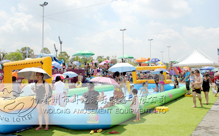 水上足球場別開生面的水上趣味運動水樂園游樂設(shè)施