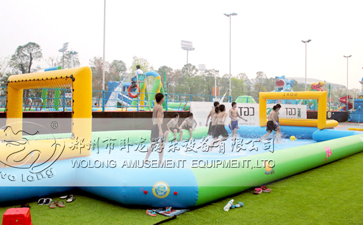 水上足球場別開生面的水上趣味運動水樂園游樂設(shè)施